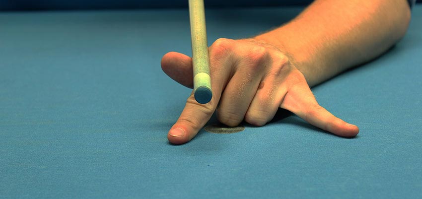 A Proper Pool Cue Stick Grip