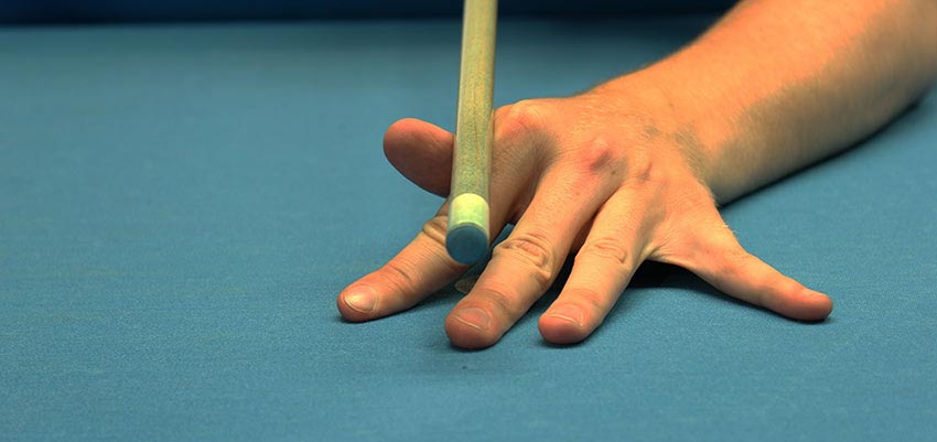 A Proper Pool Cue Stick Grip